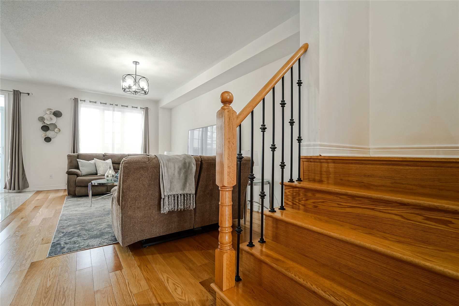 11 Turner Dr