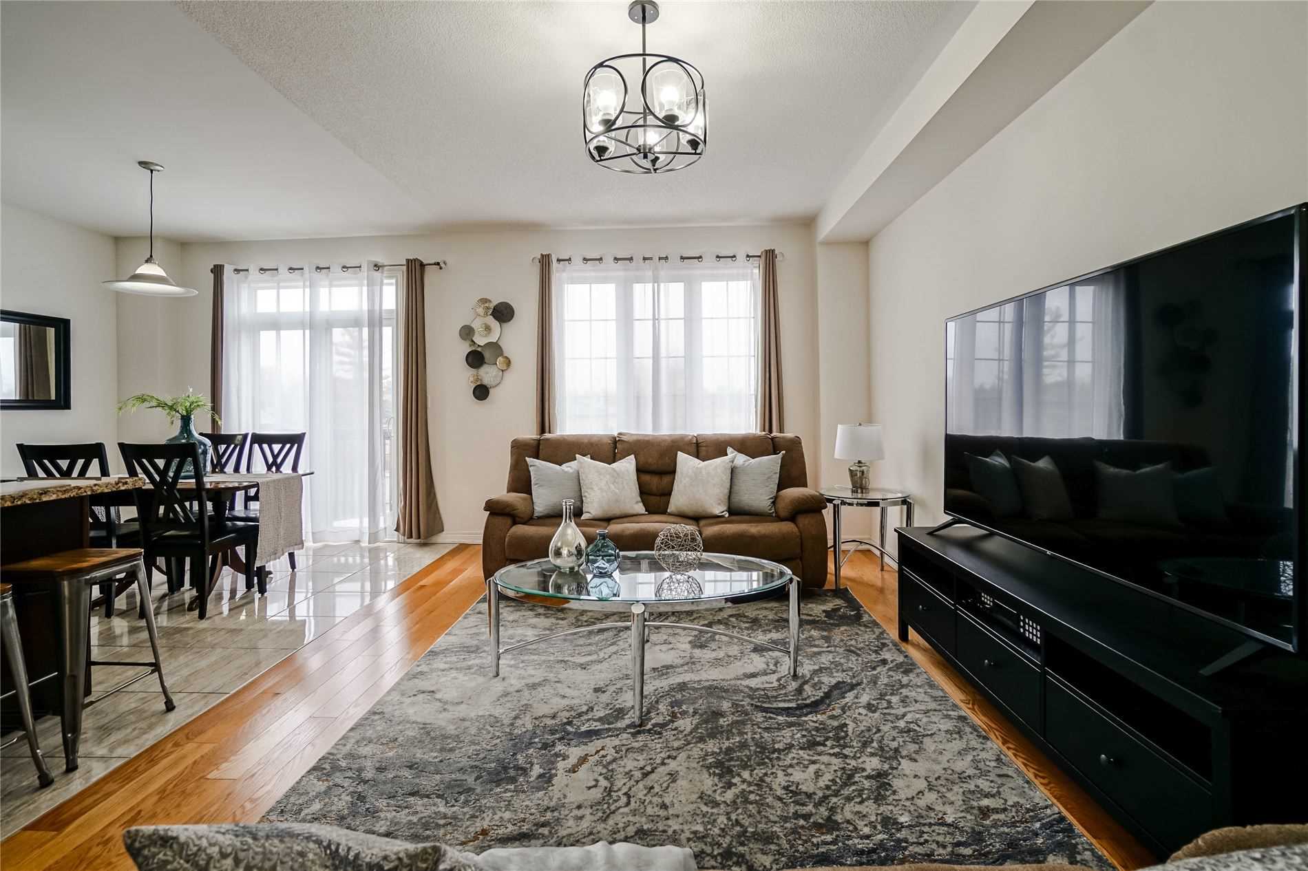 11 Turner Dr