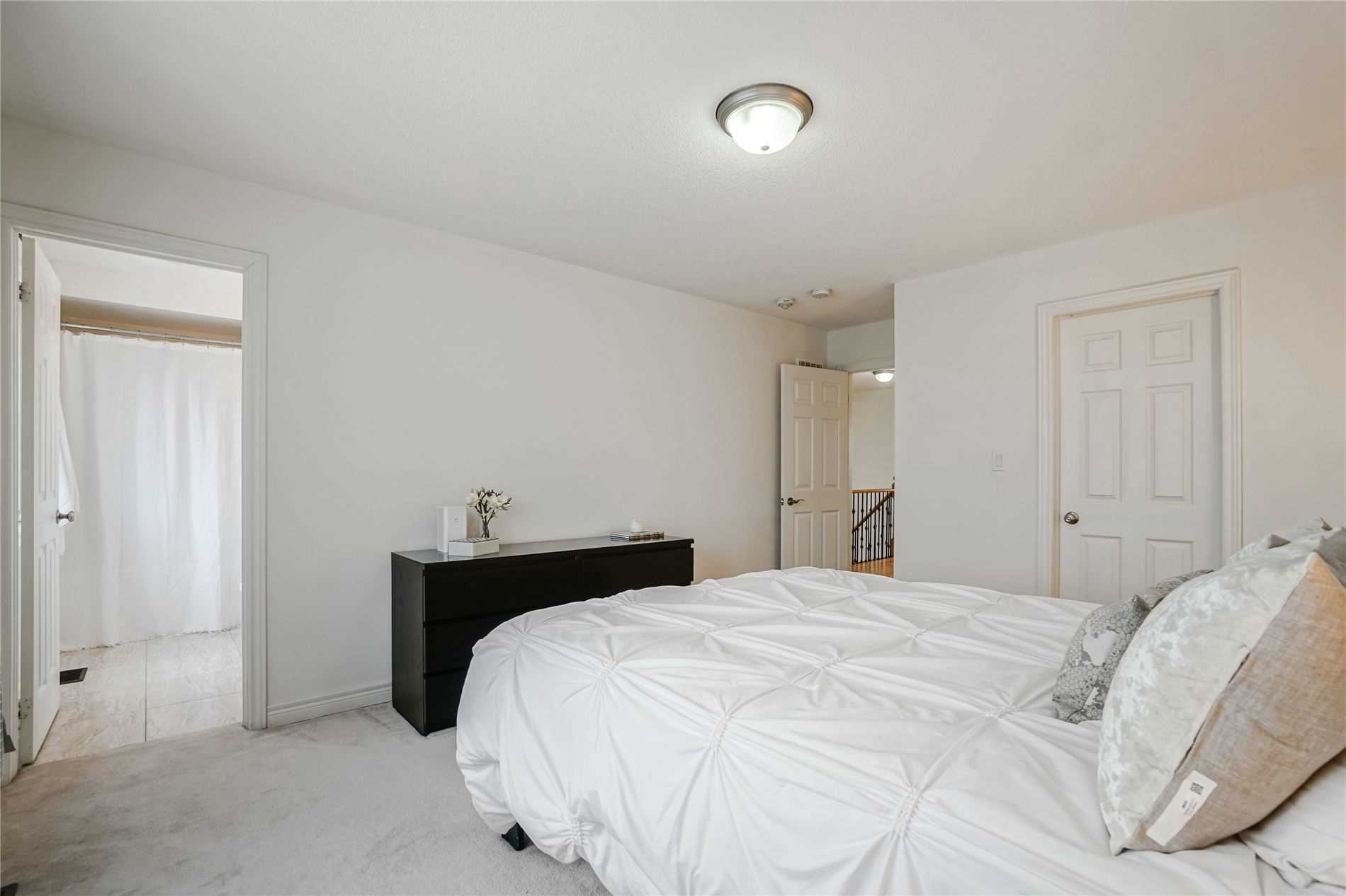 11 Turner Dr