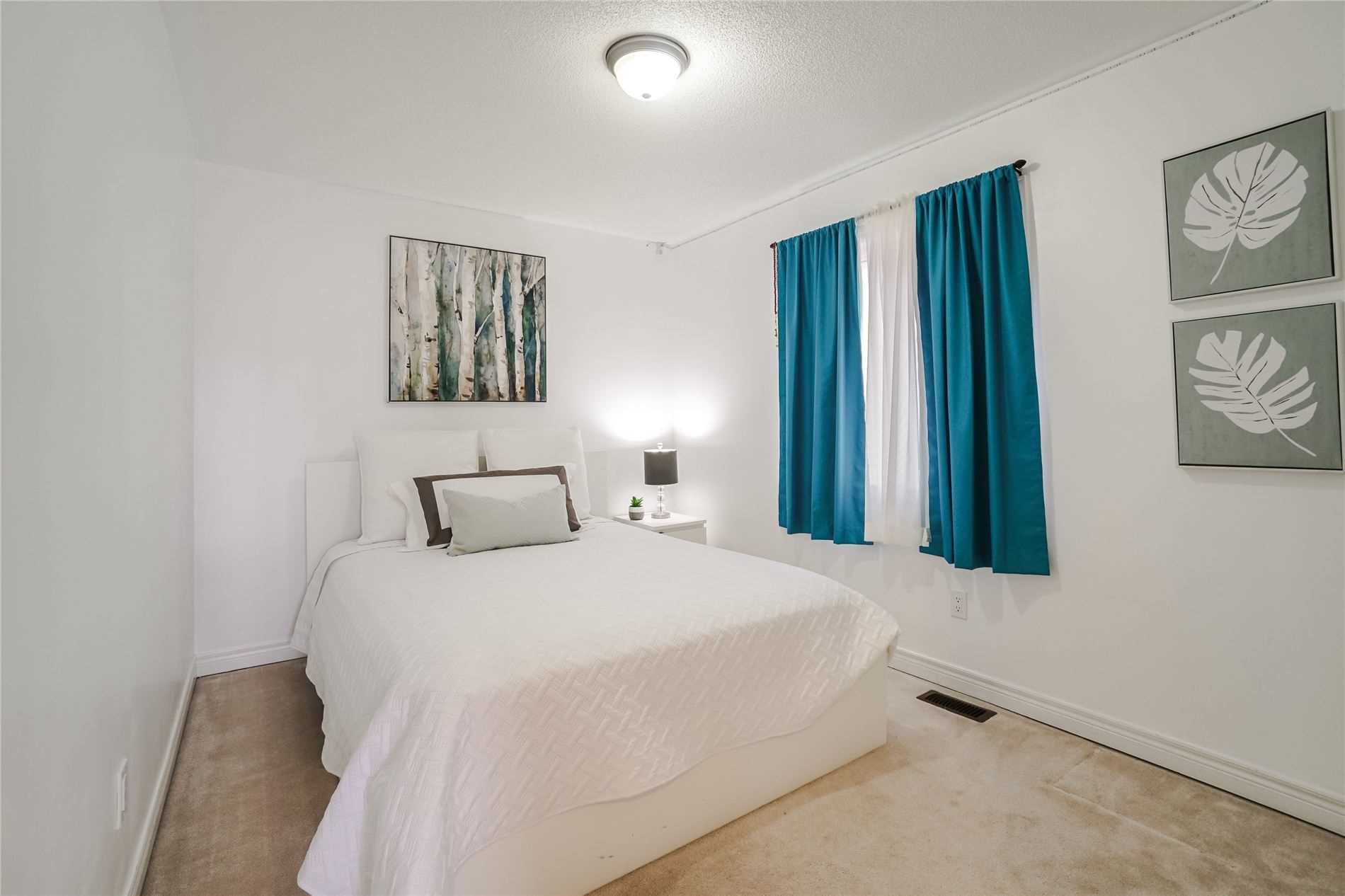 11 Turner Dr