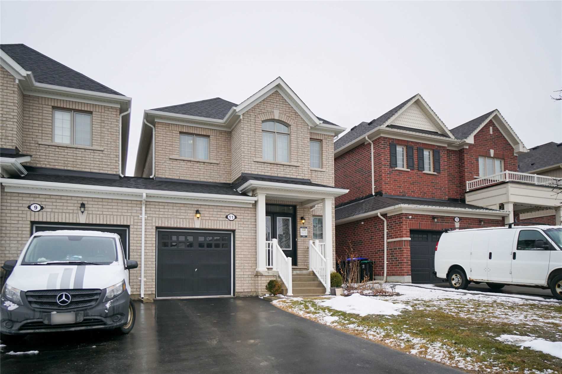 11 Turner Dr