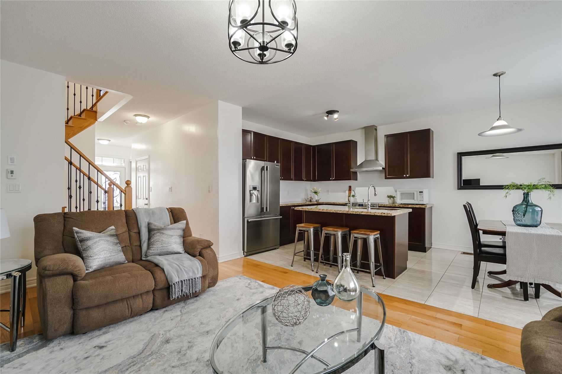11 Turner Dr