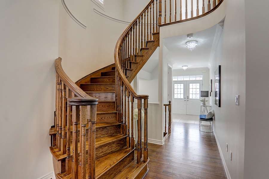 60 Crockart Lane