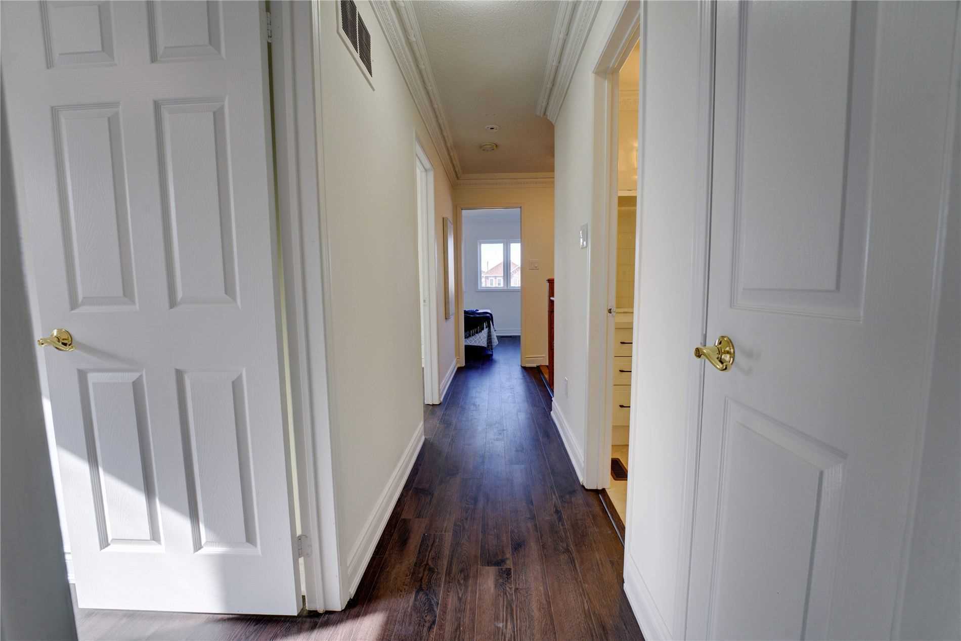 31 Clarion Cres