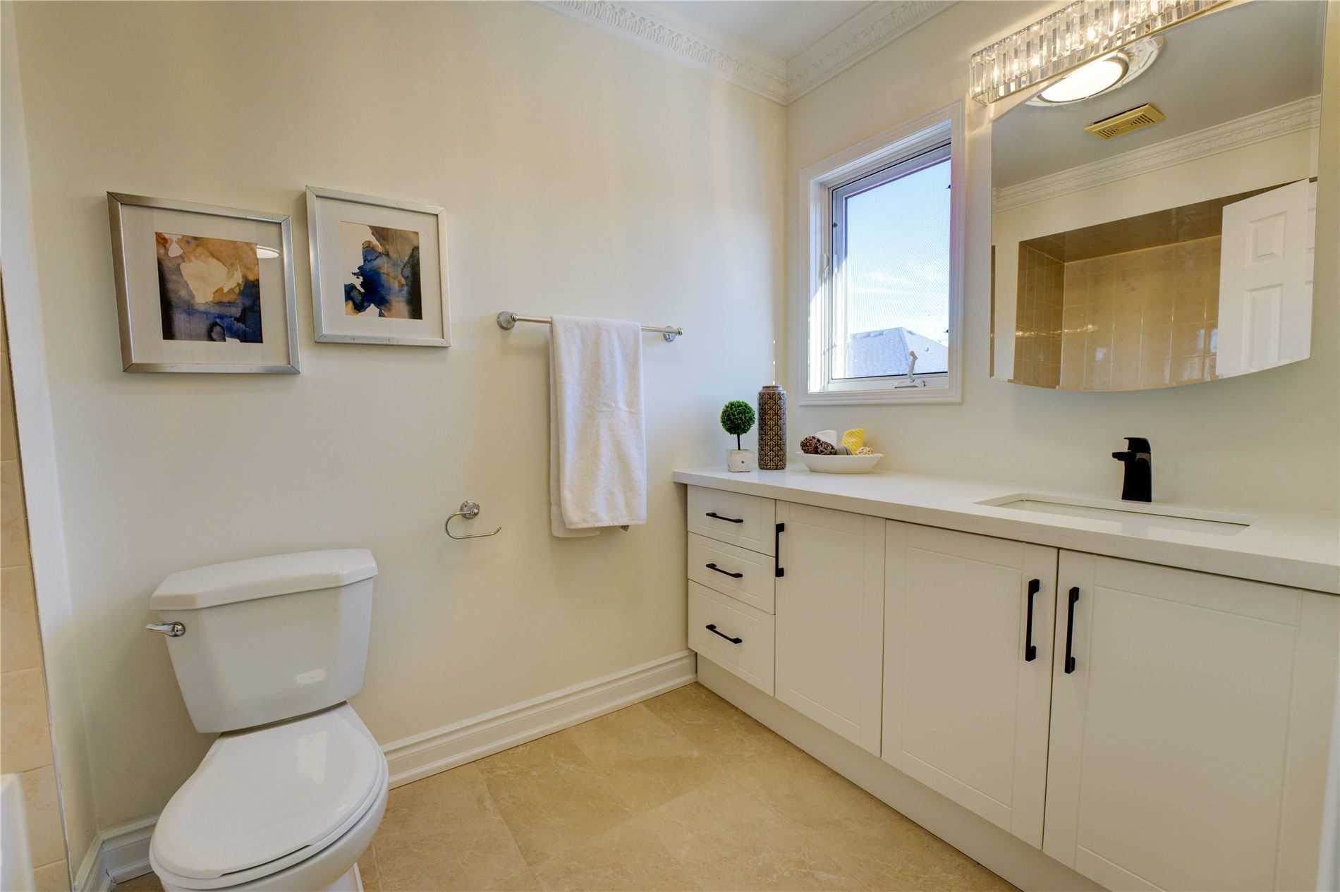 31 Clarion Cres