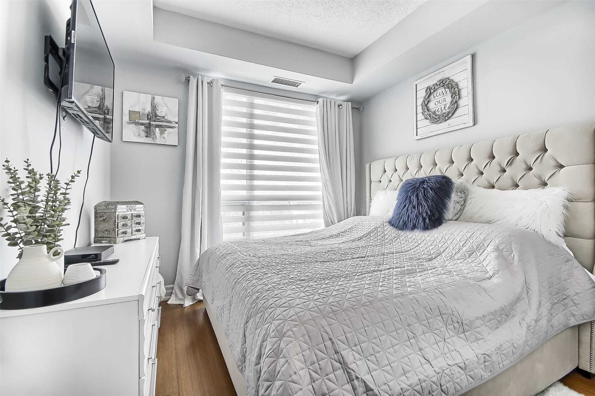 111 Civic Square Gate, #401