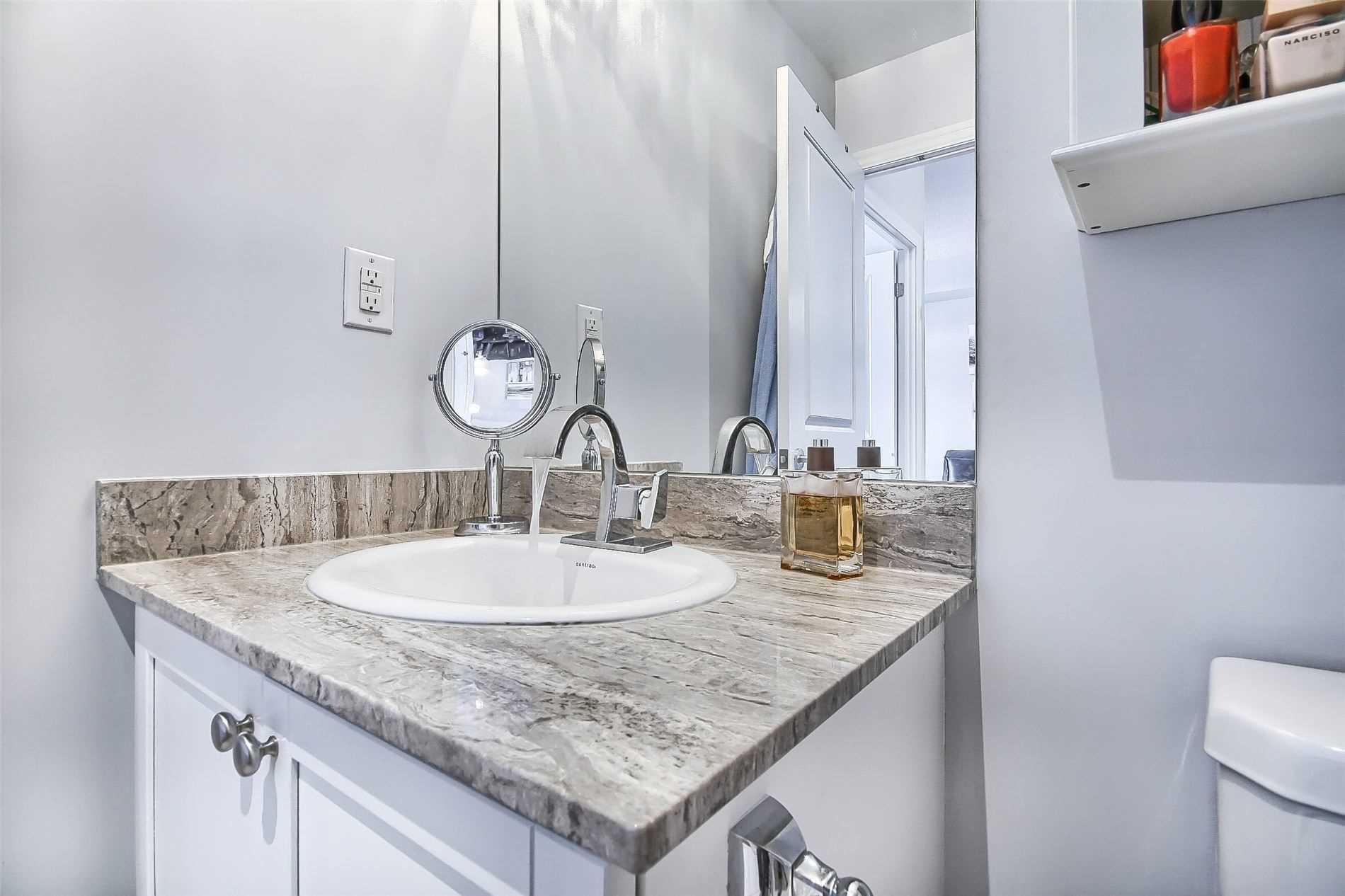 111 Civic Square Gate, #401