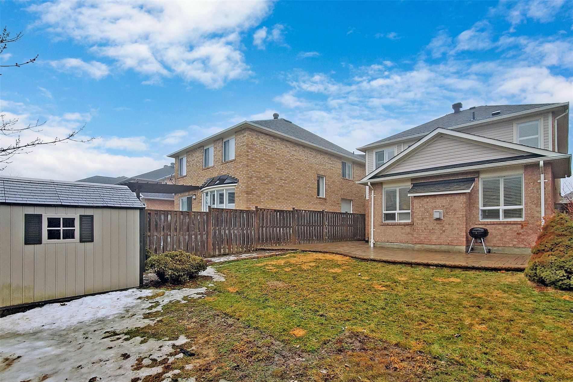 31 Raffia Ave