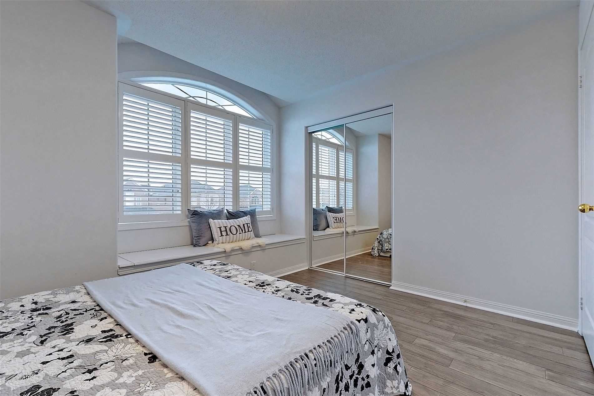 31 Raffia Ave