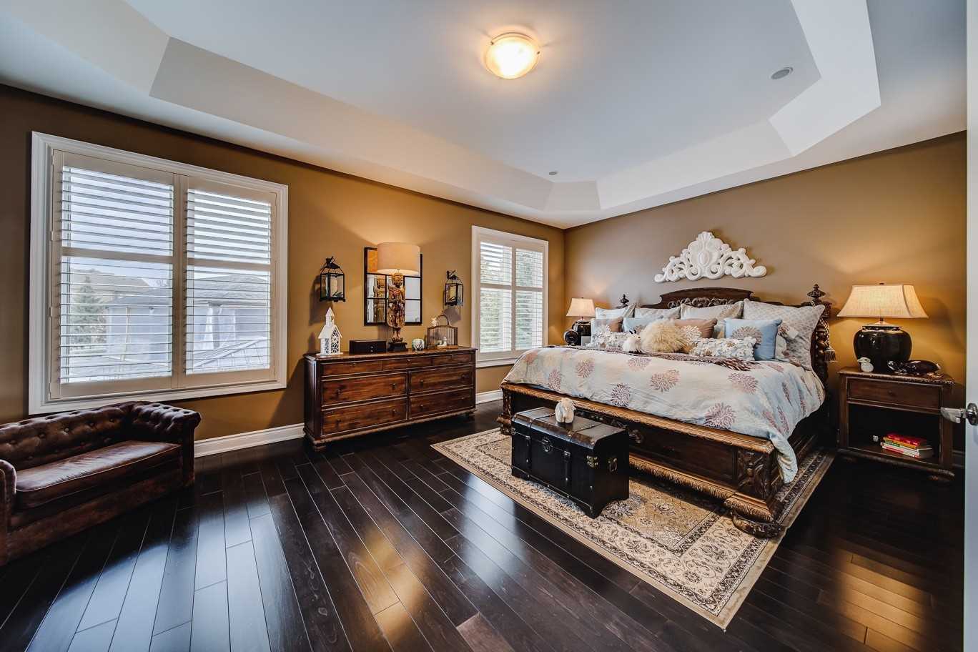 15 Pine Vista Ave