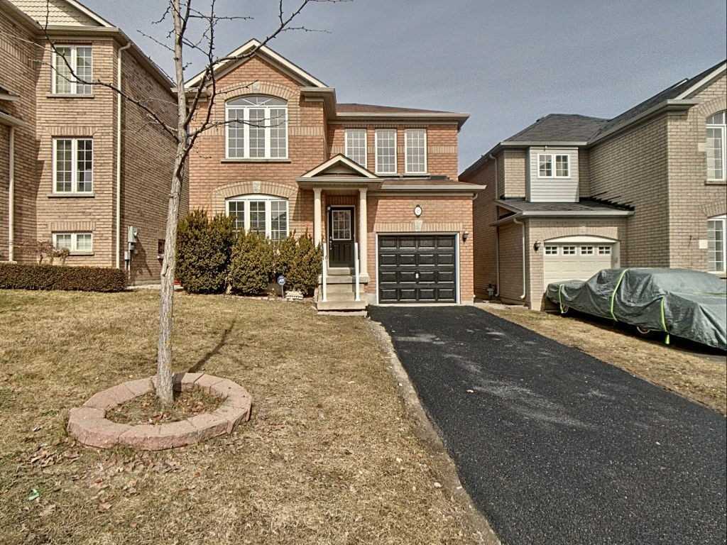 327 Dowson Loop