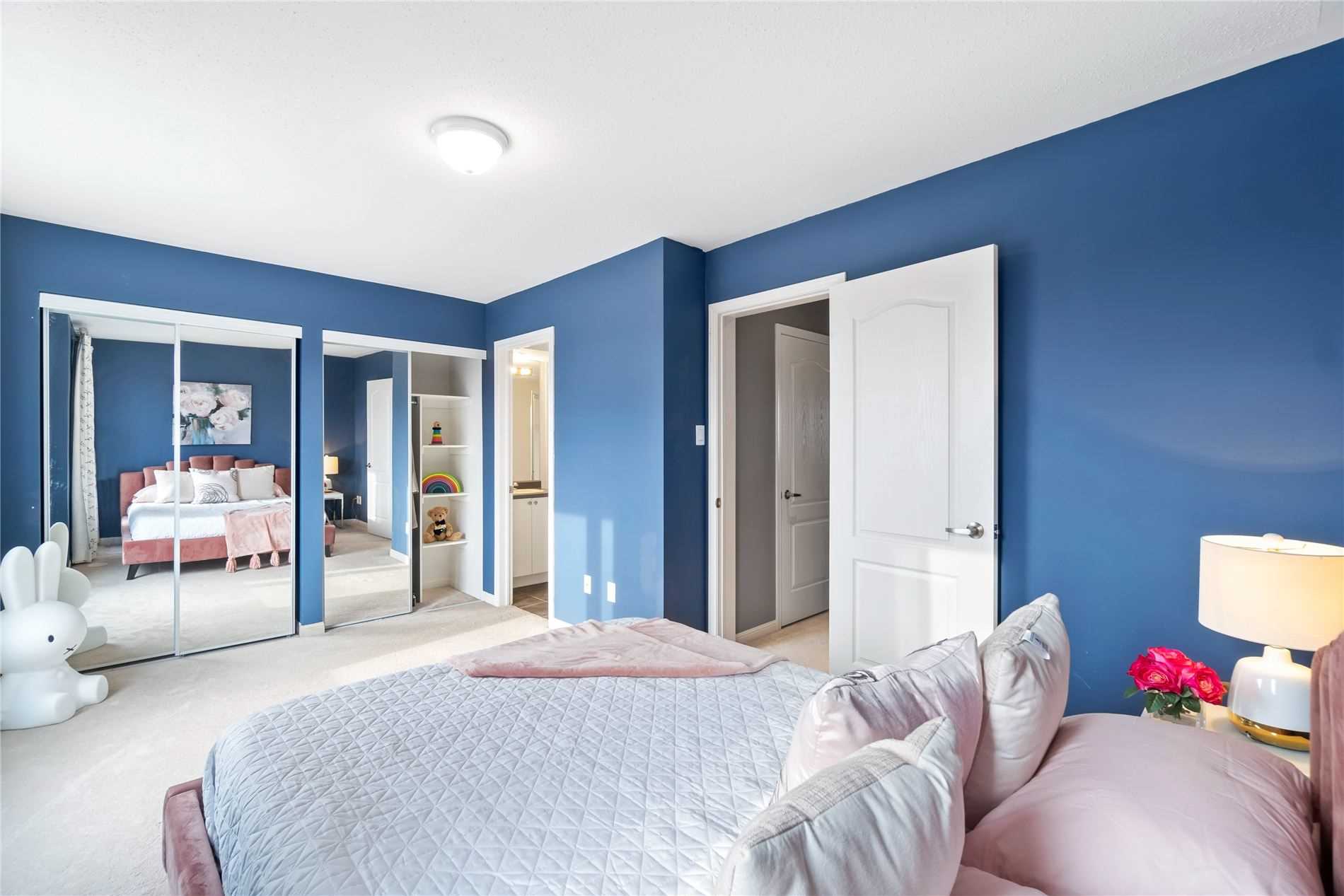 271 John West Way, #7
