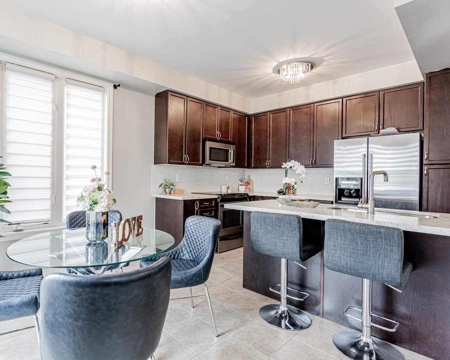 42 Corwin Dr