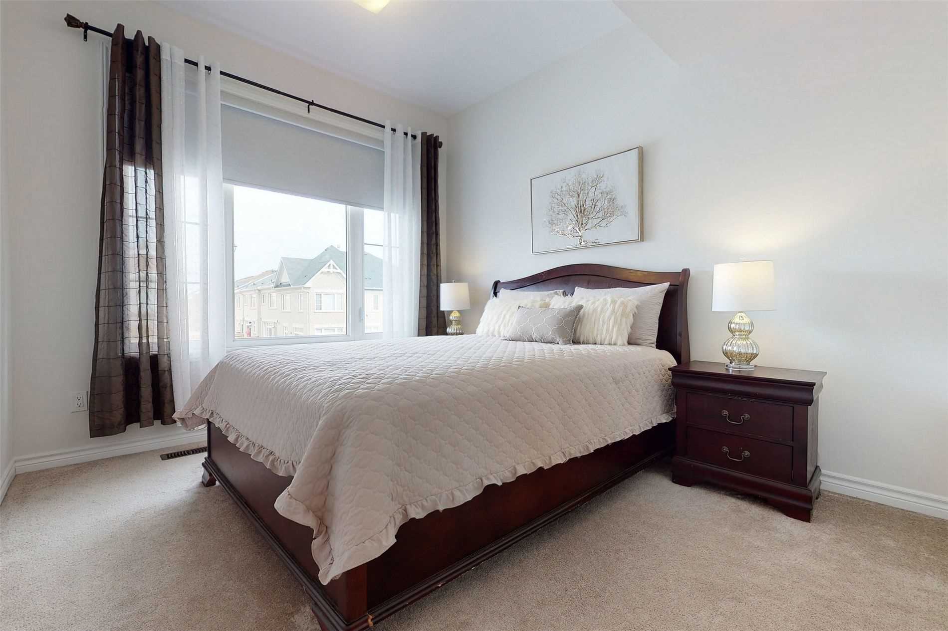 21 Vedette Way