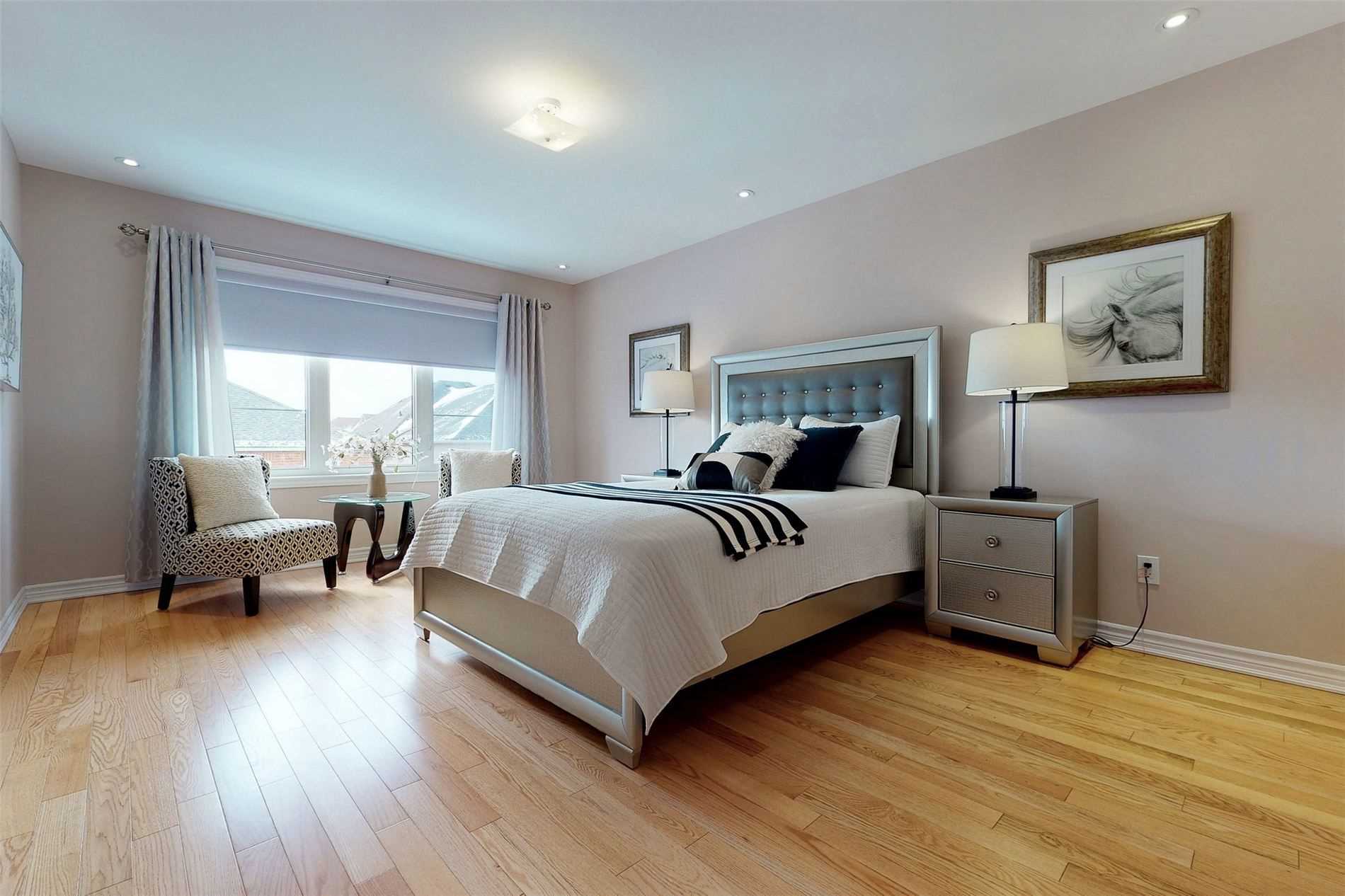 21 Vedette Way