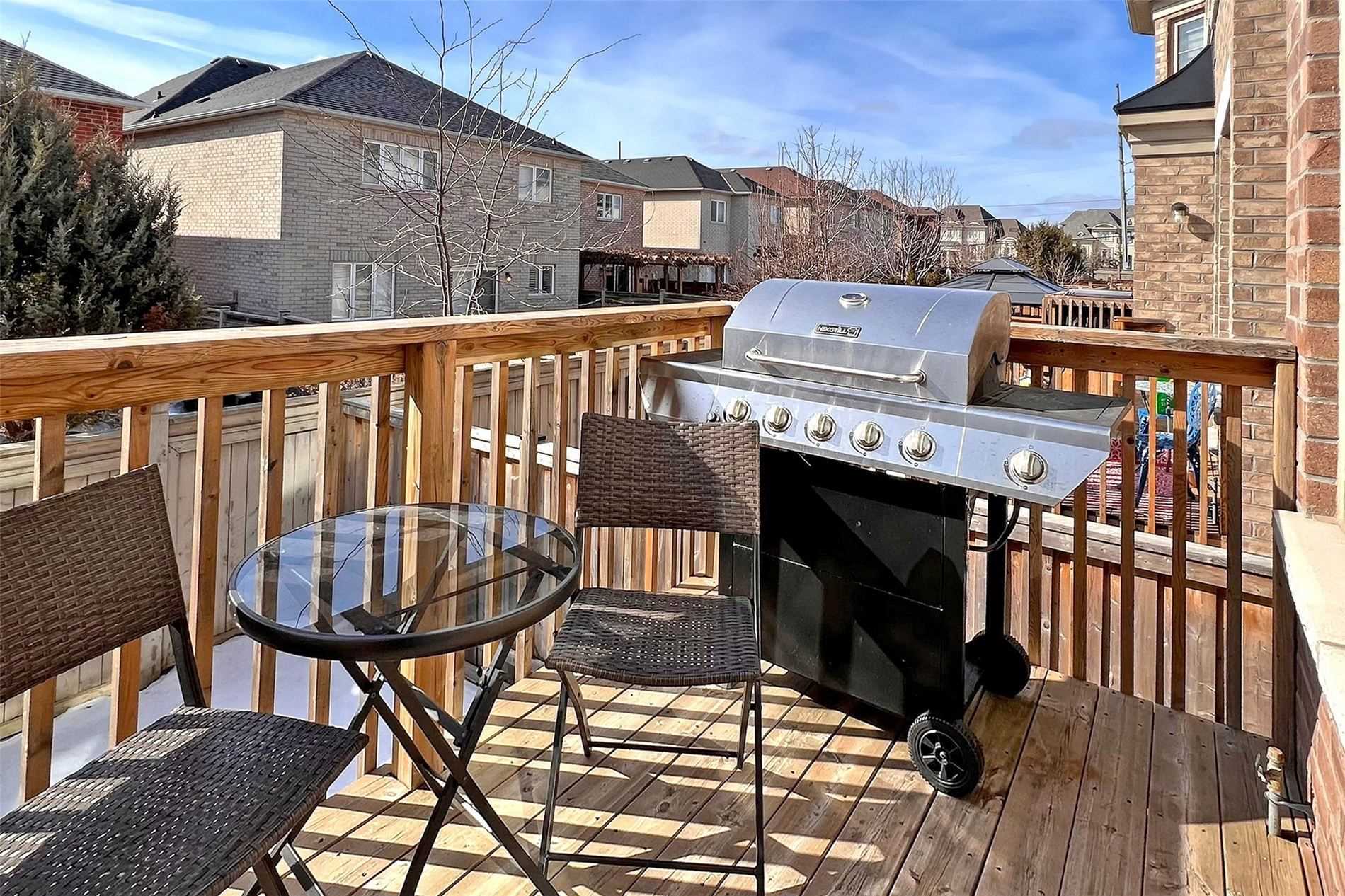 21 Vedette Way