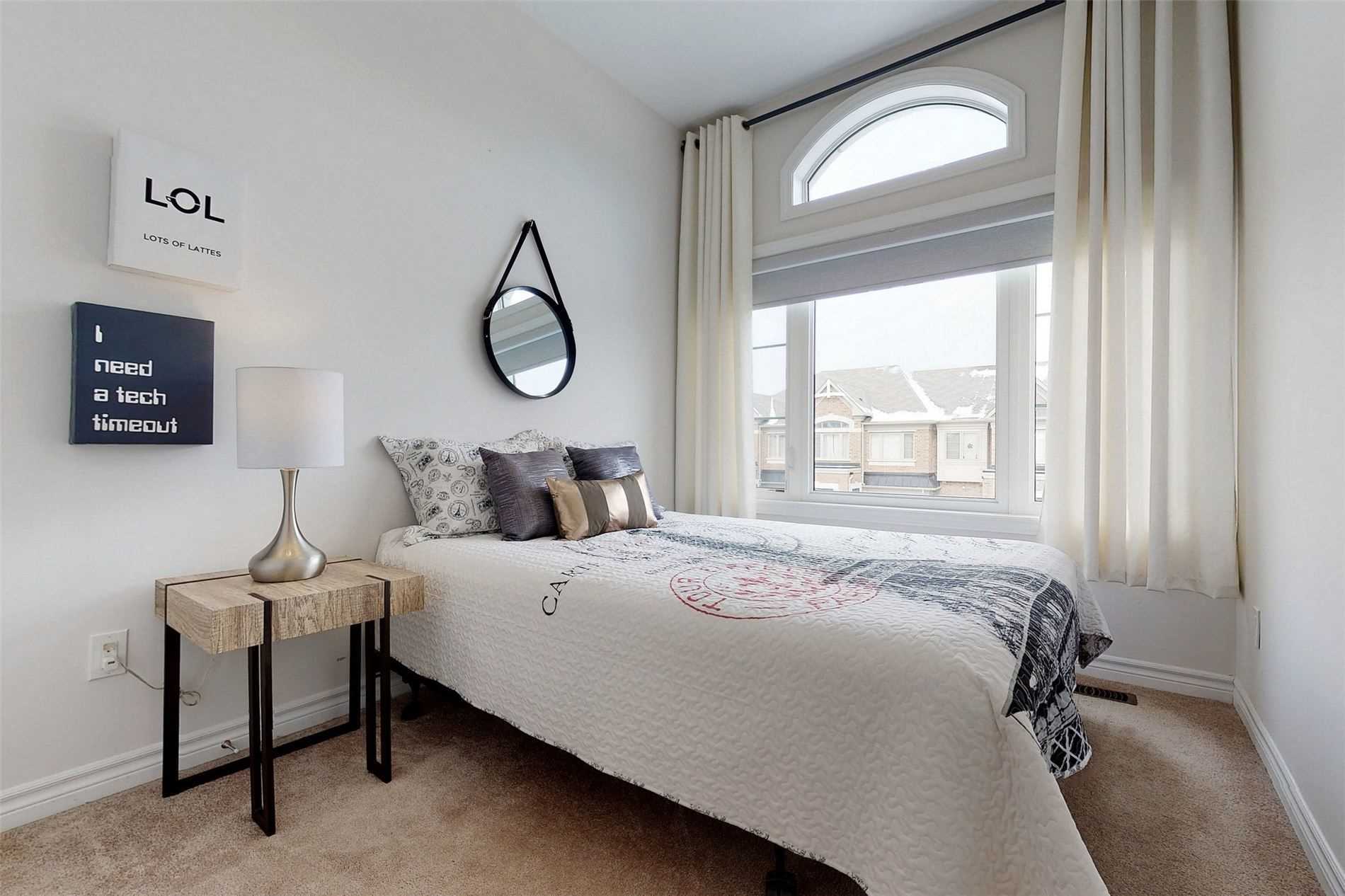 21 Vedette Way