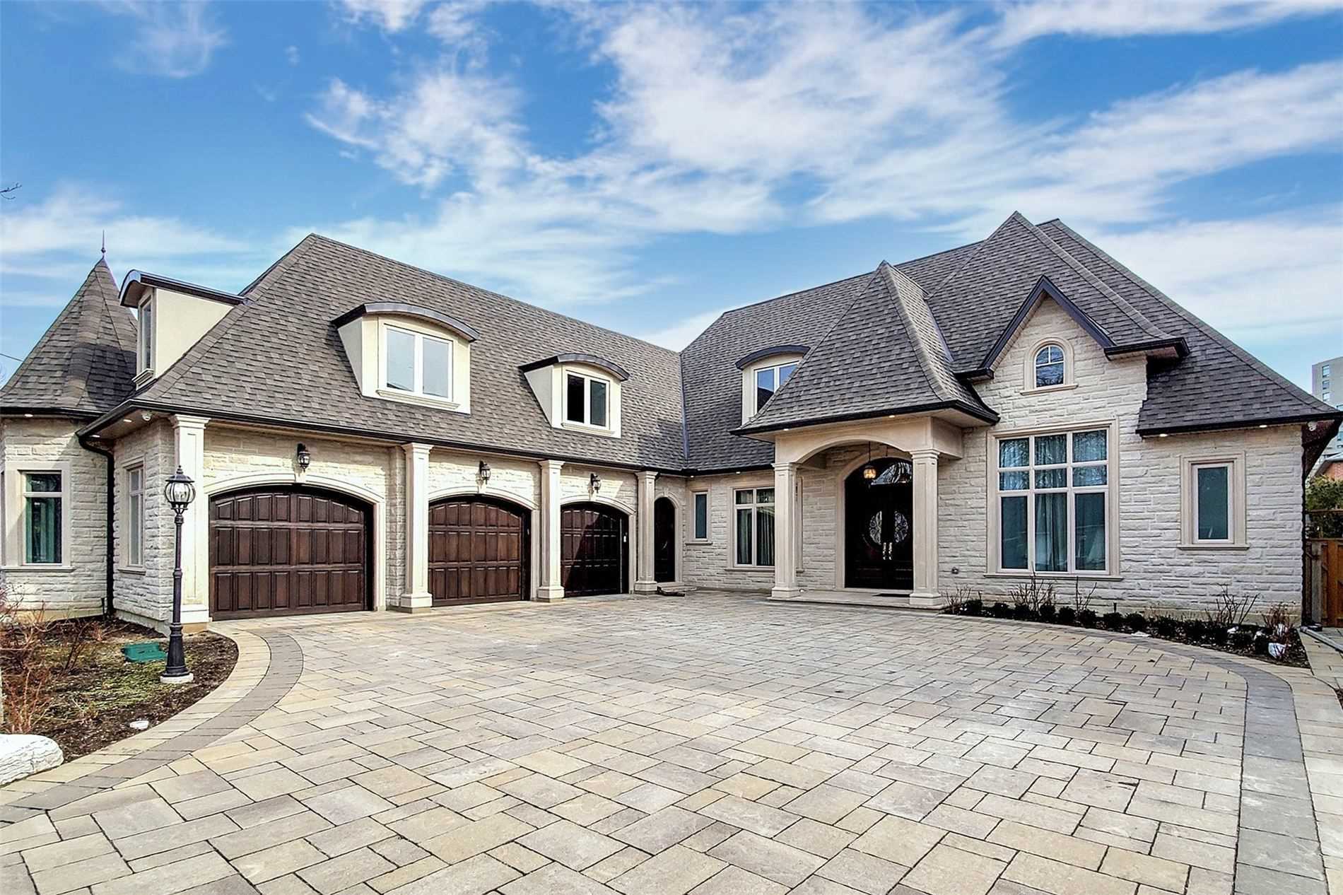 223 Crestwood Rd