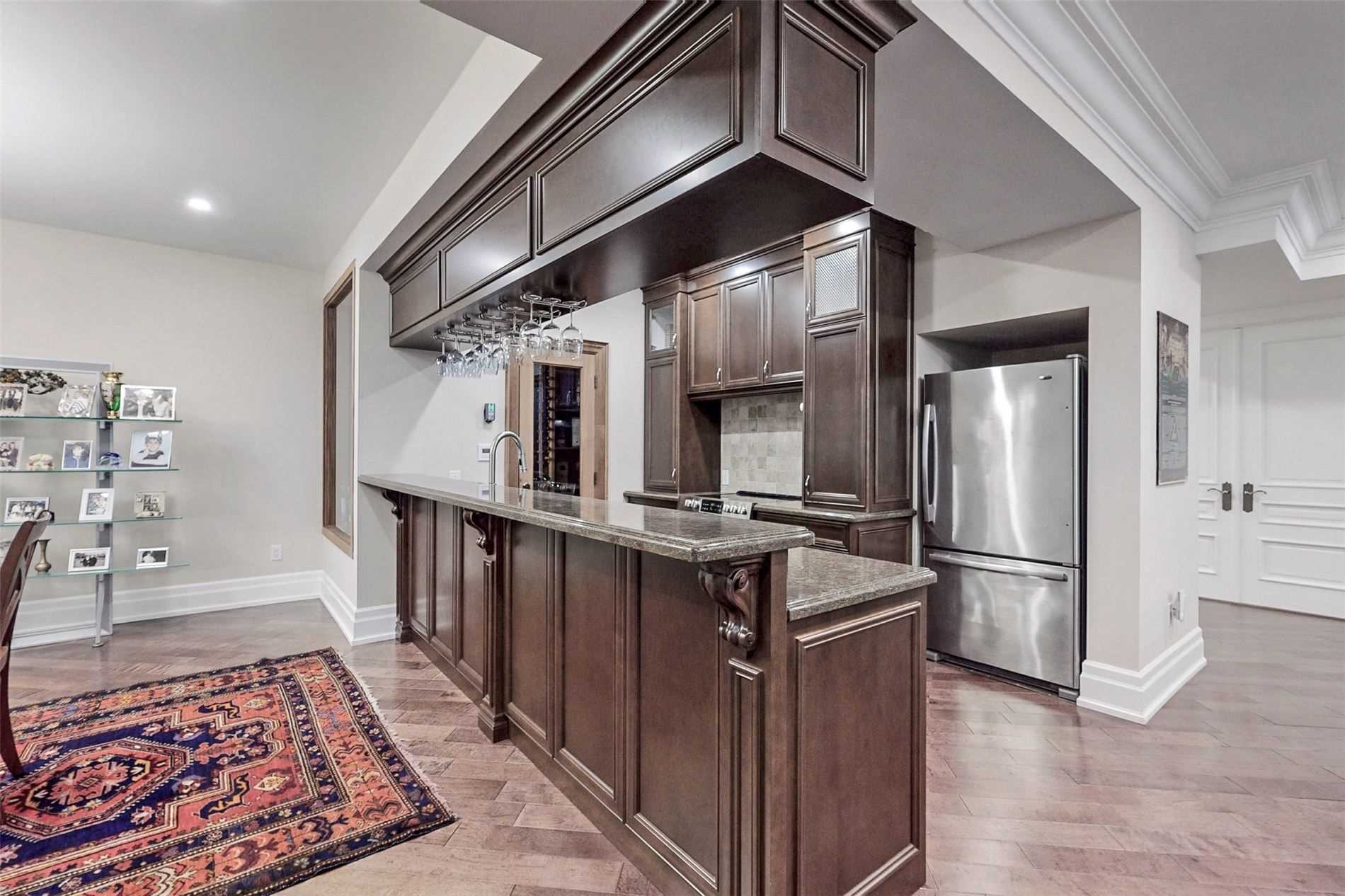223 Crestwood Rd
