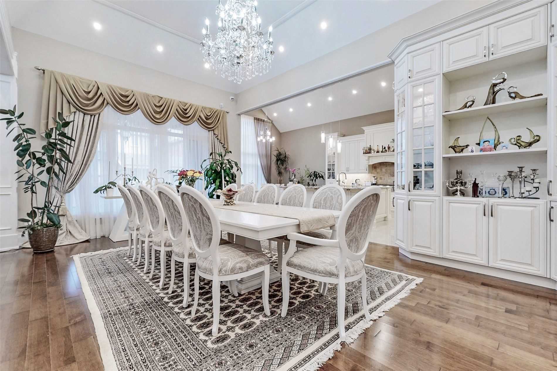 223 Crestwood Rd