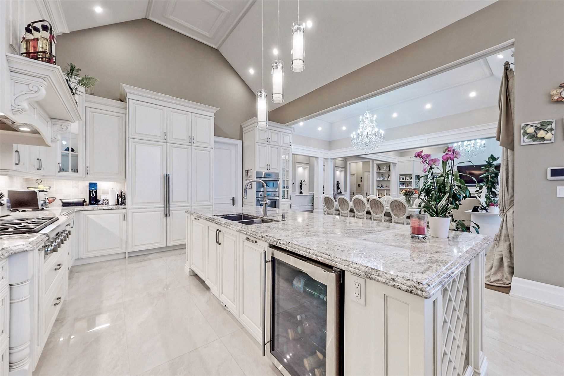 223 Crestwood Rd