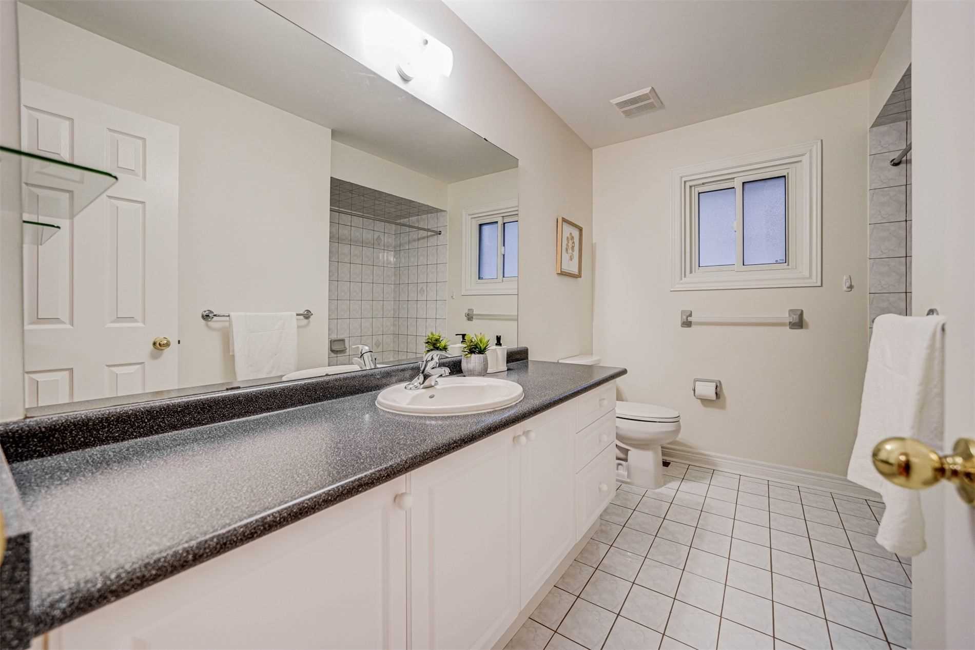 67 Grandlea Cres