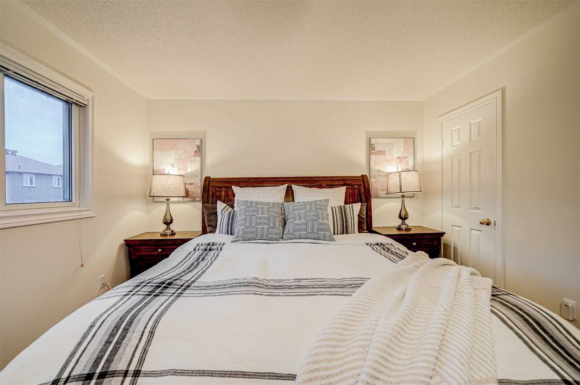 67 Grandlea Cres
