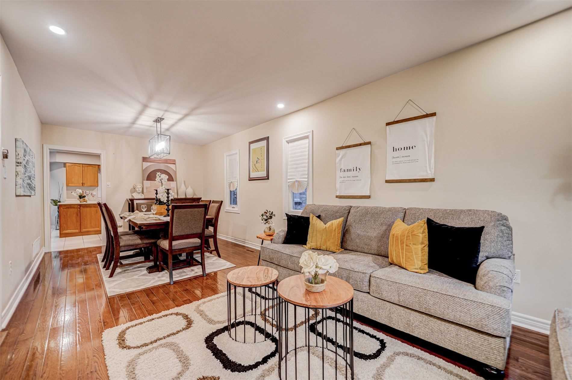 67 Grandlea Cres