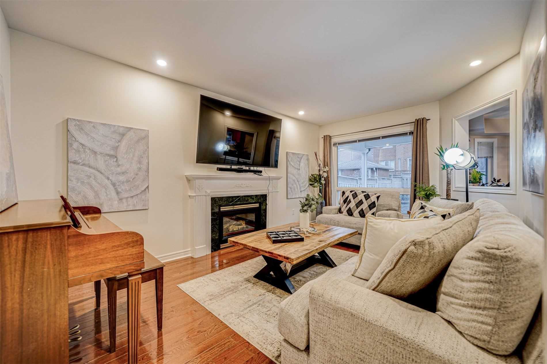 67 Grandlea Cres