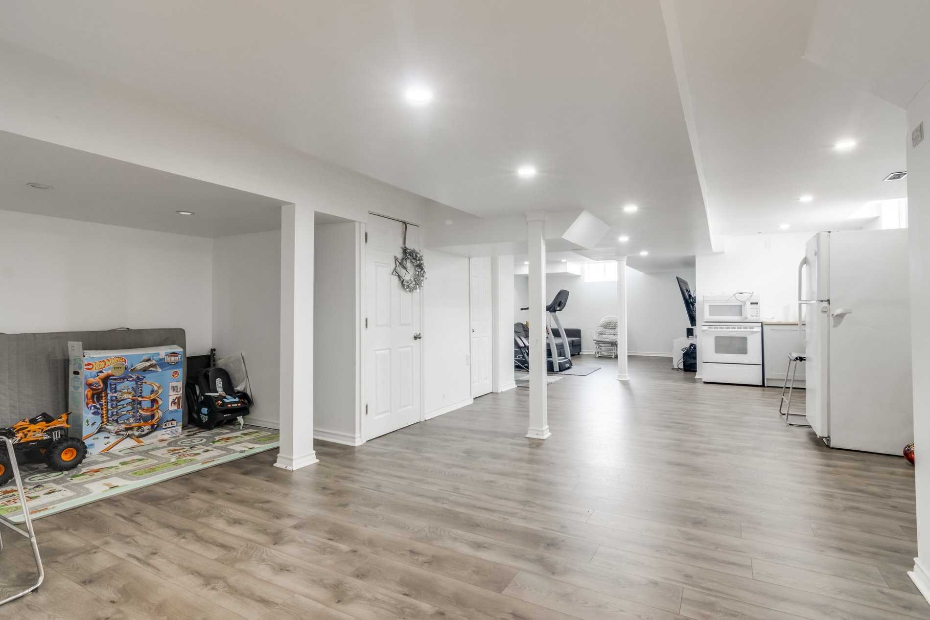 74 Tyndall Dr