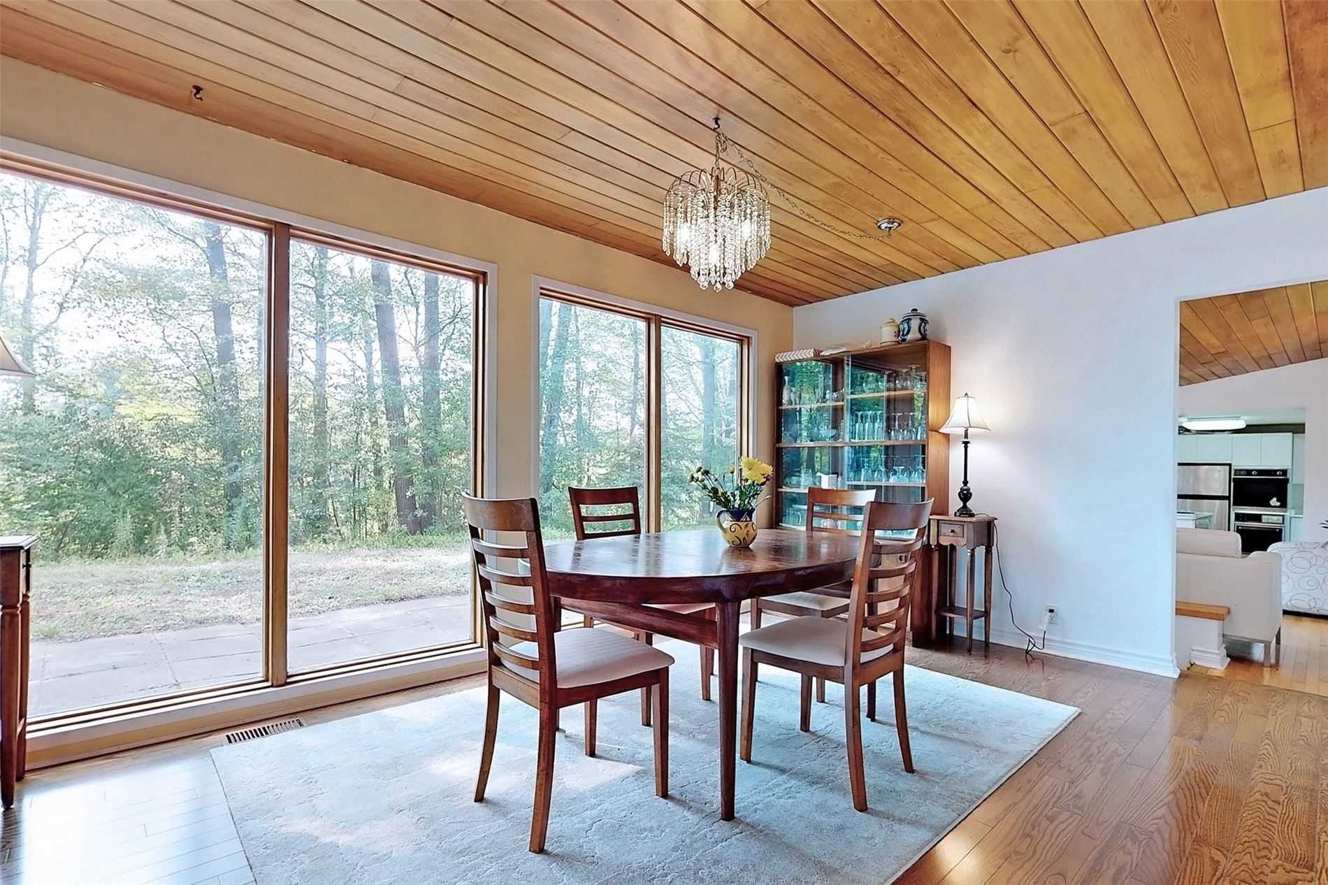 16 Bayview Park Lane