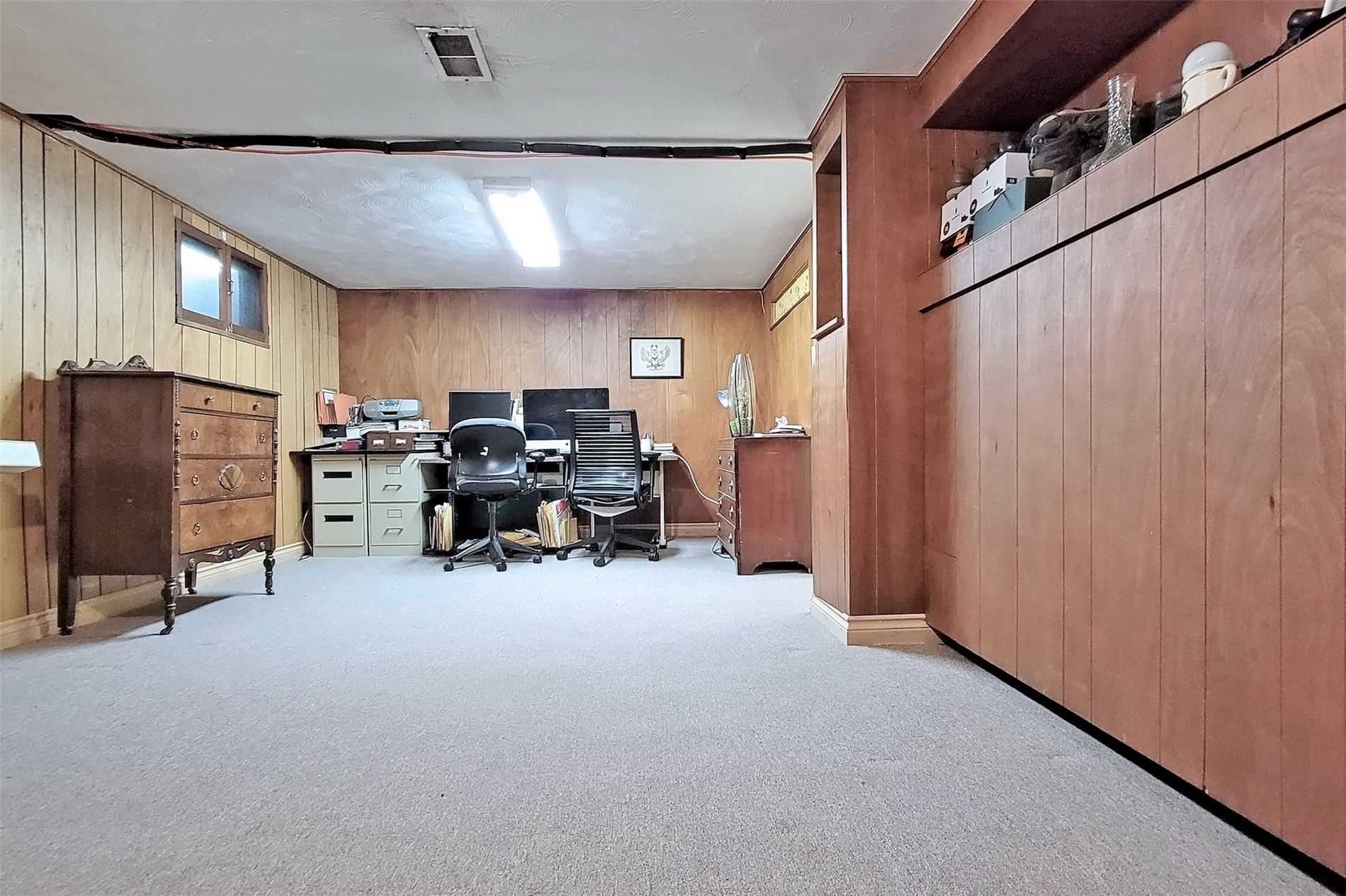 16 Bayview Park Lane