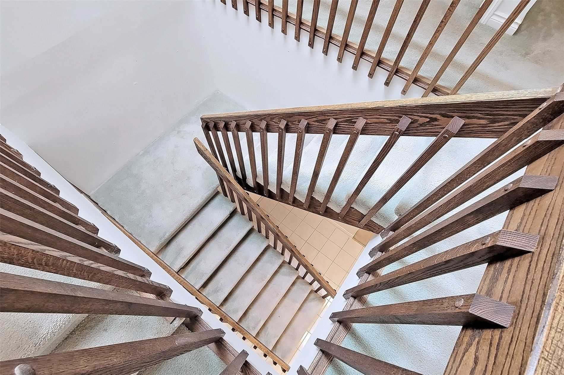 16 Bayview Park Lane