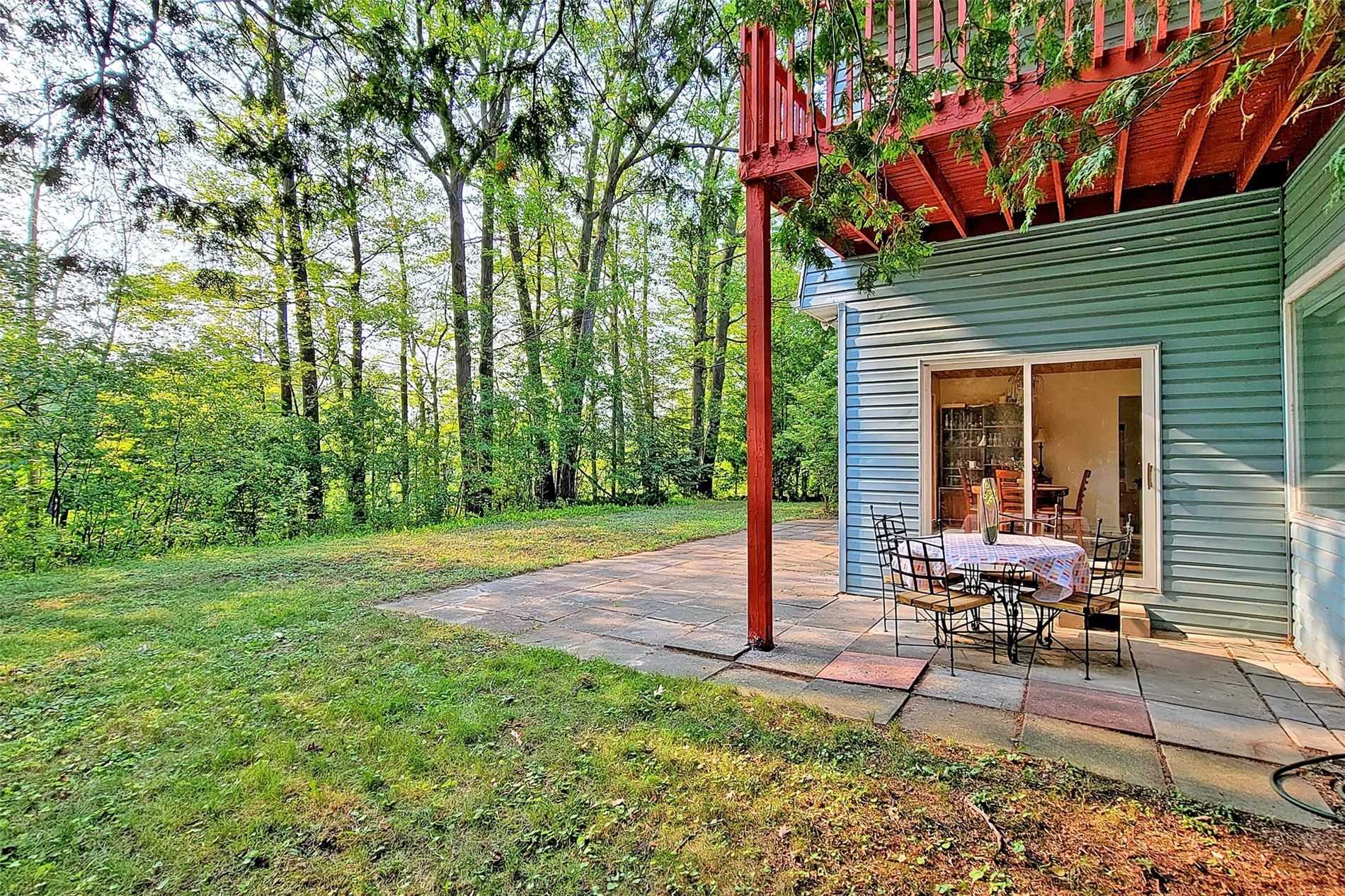 16 Bayview Park Lane