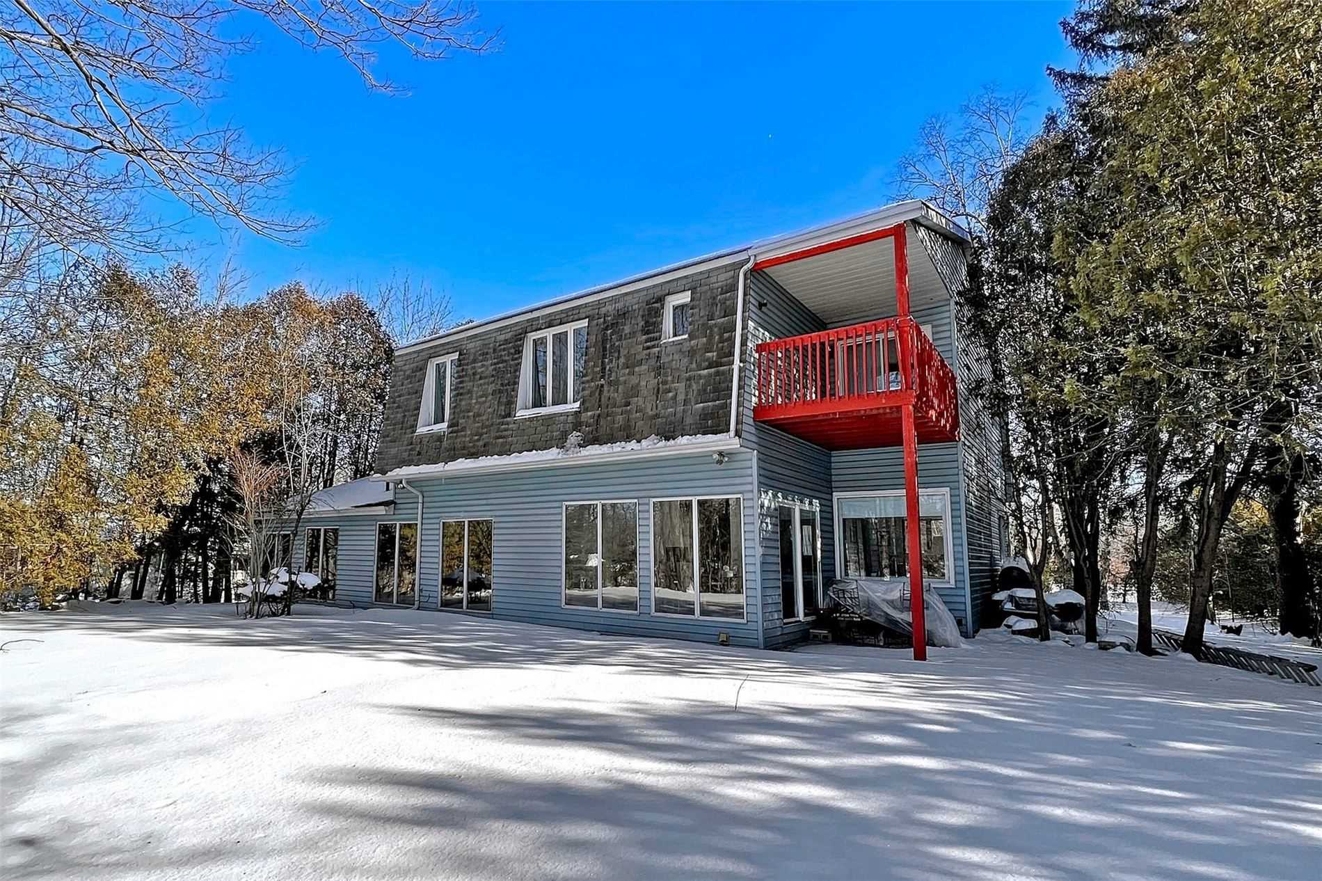 16 Bayview Park Lane