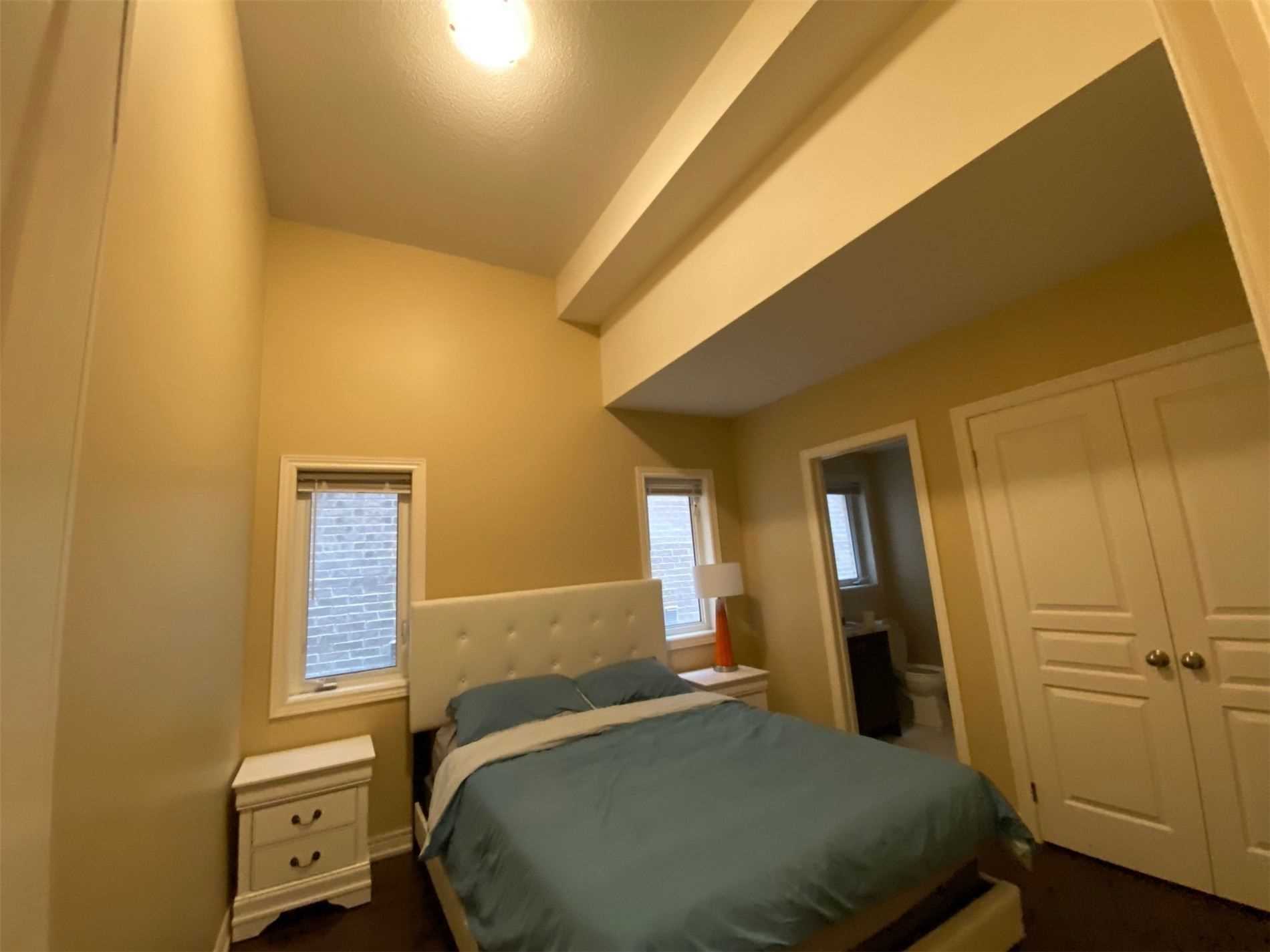 38 Boone Cres