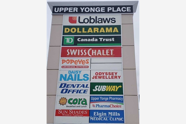 10909 Yonge St, Richmond Hill