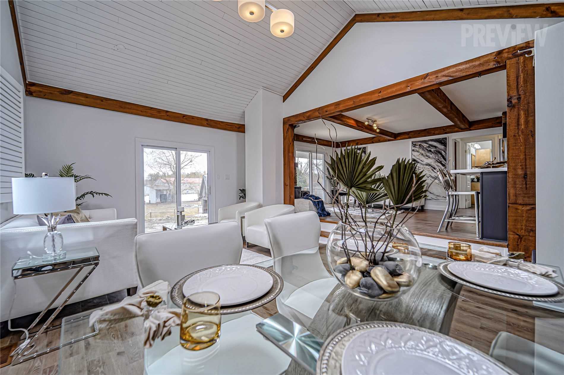 15 River Dr