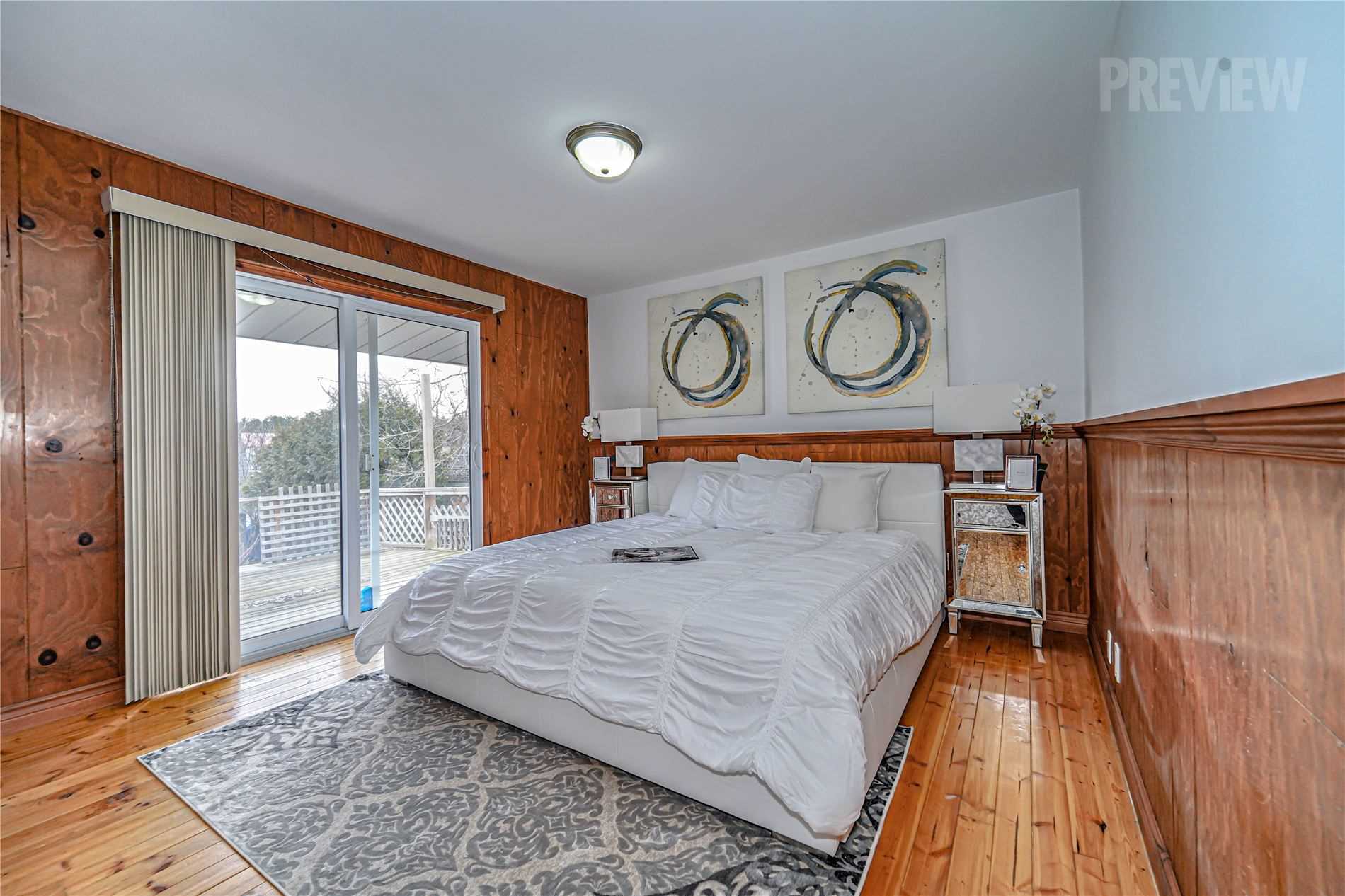15 River Dr