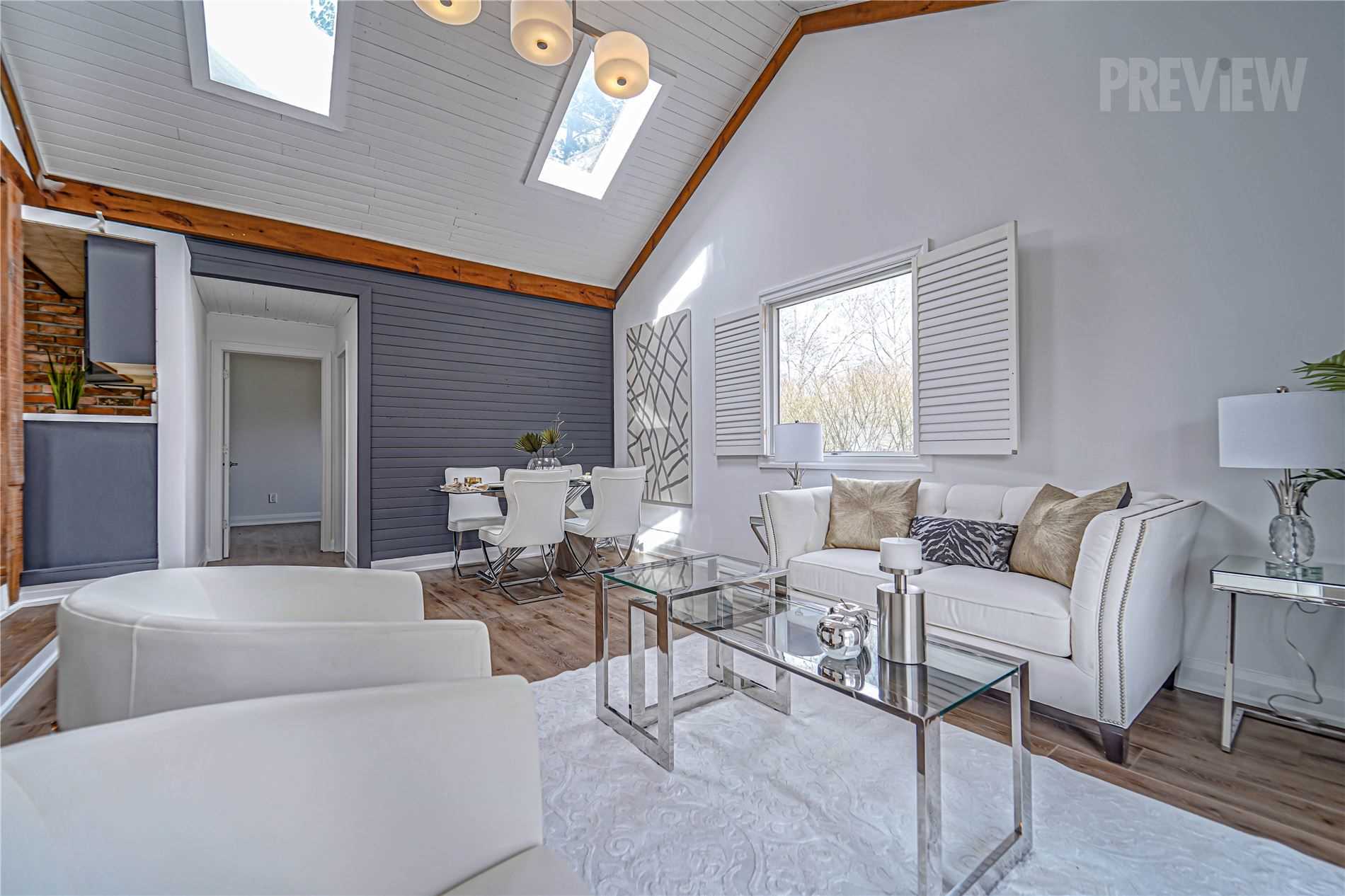 15 River Dr