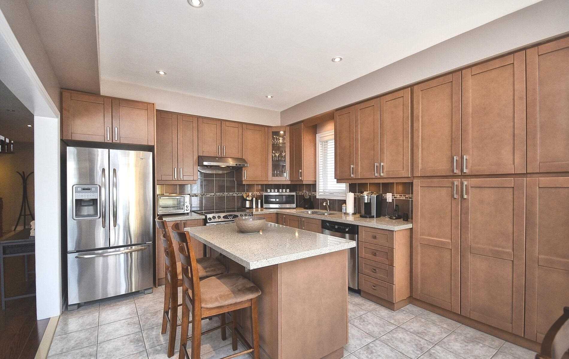67 Toporowski Ave