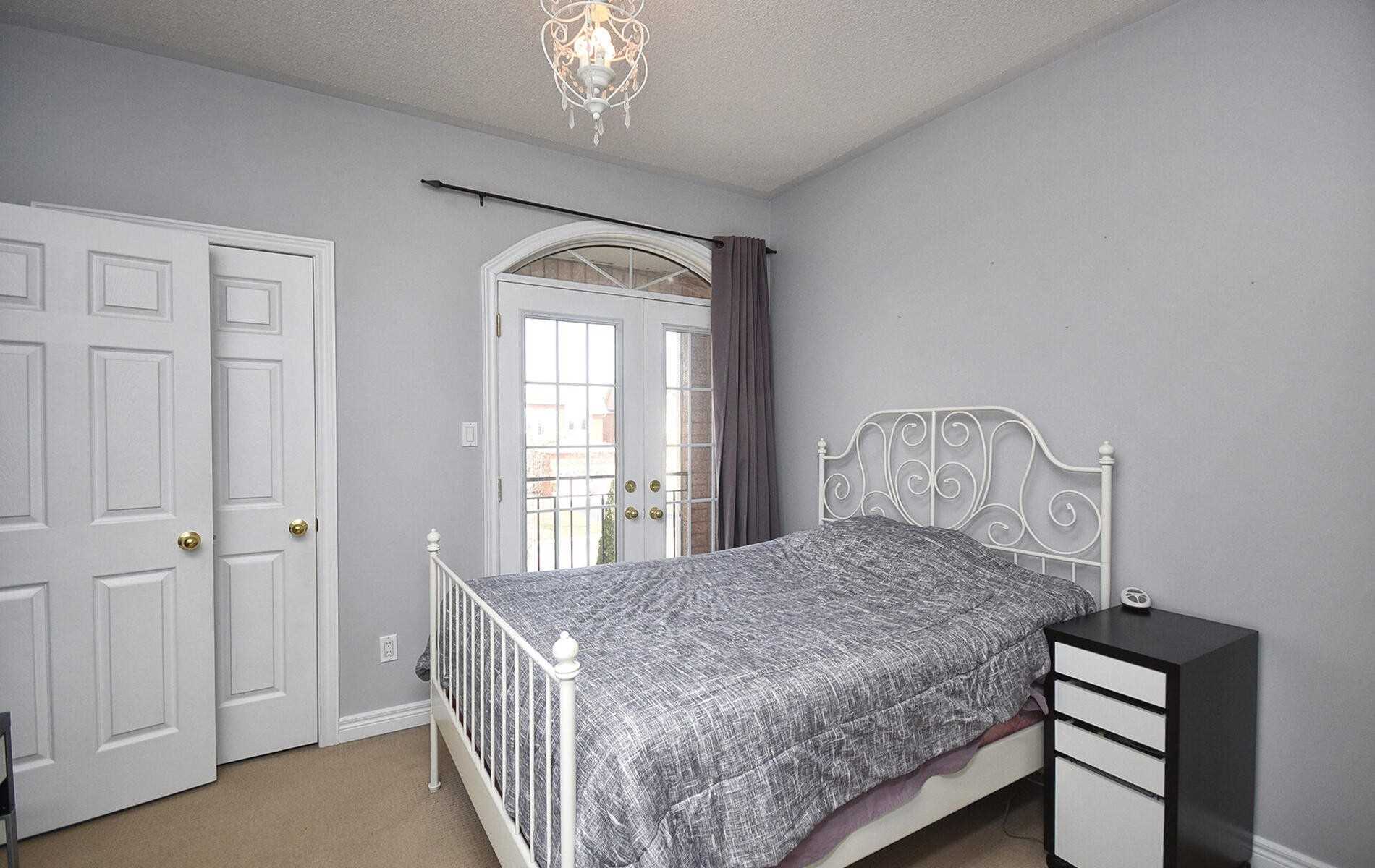 67 Toporowski Ave