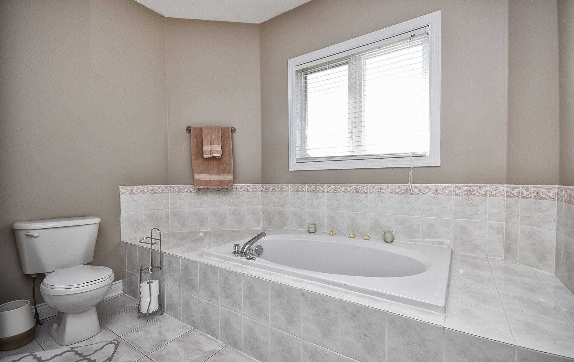 67 Toporowski Ave