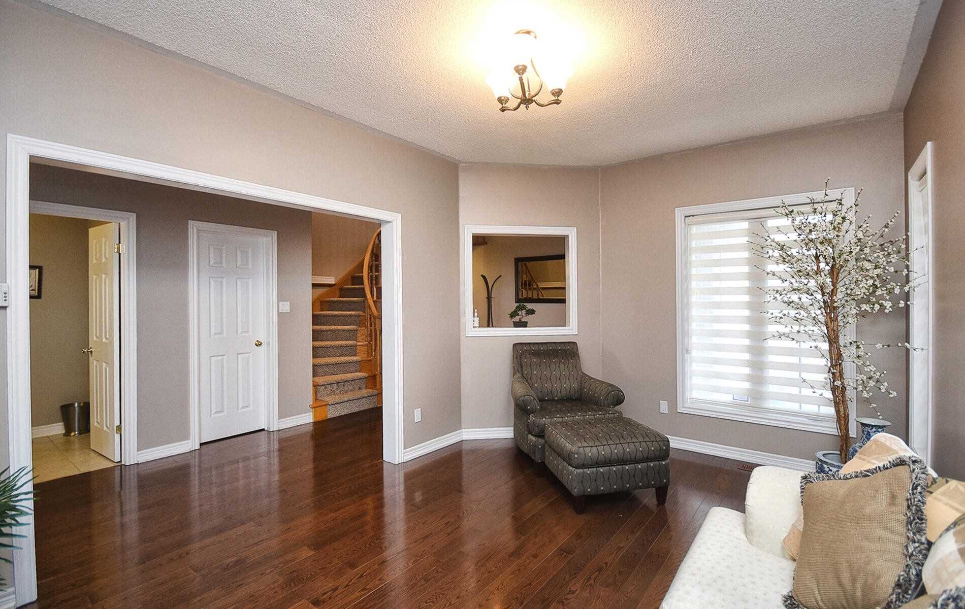 67 Toporowski Ave