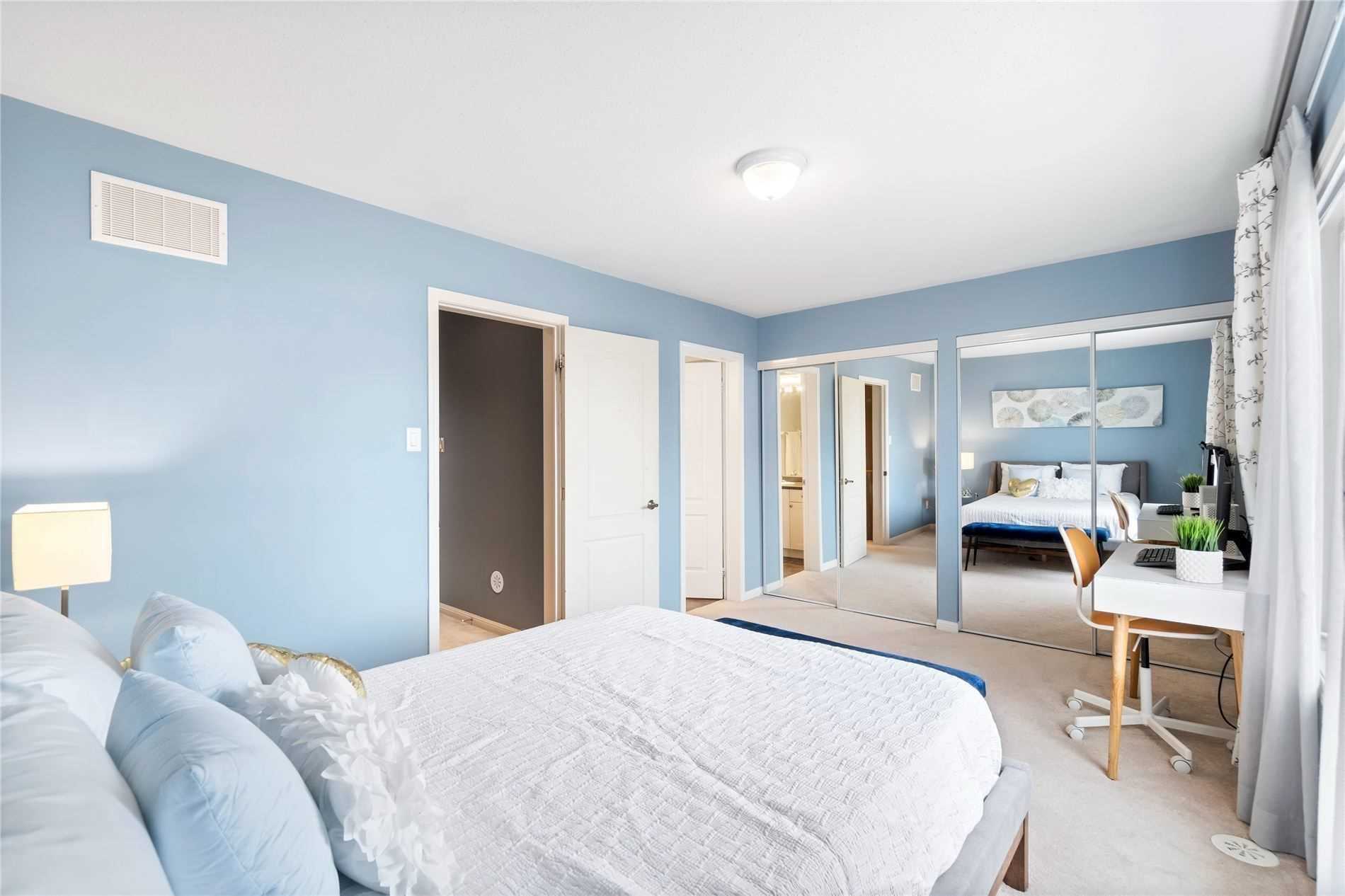 271 John West Way, #7