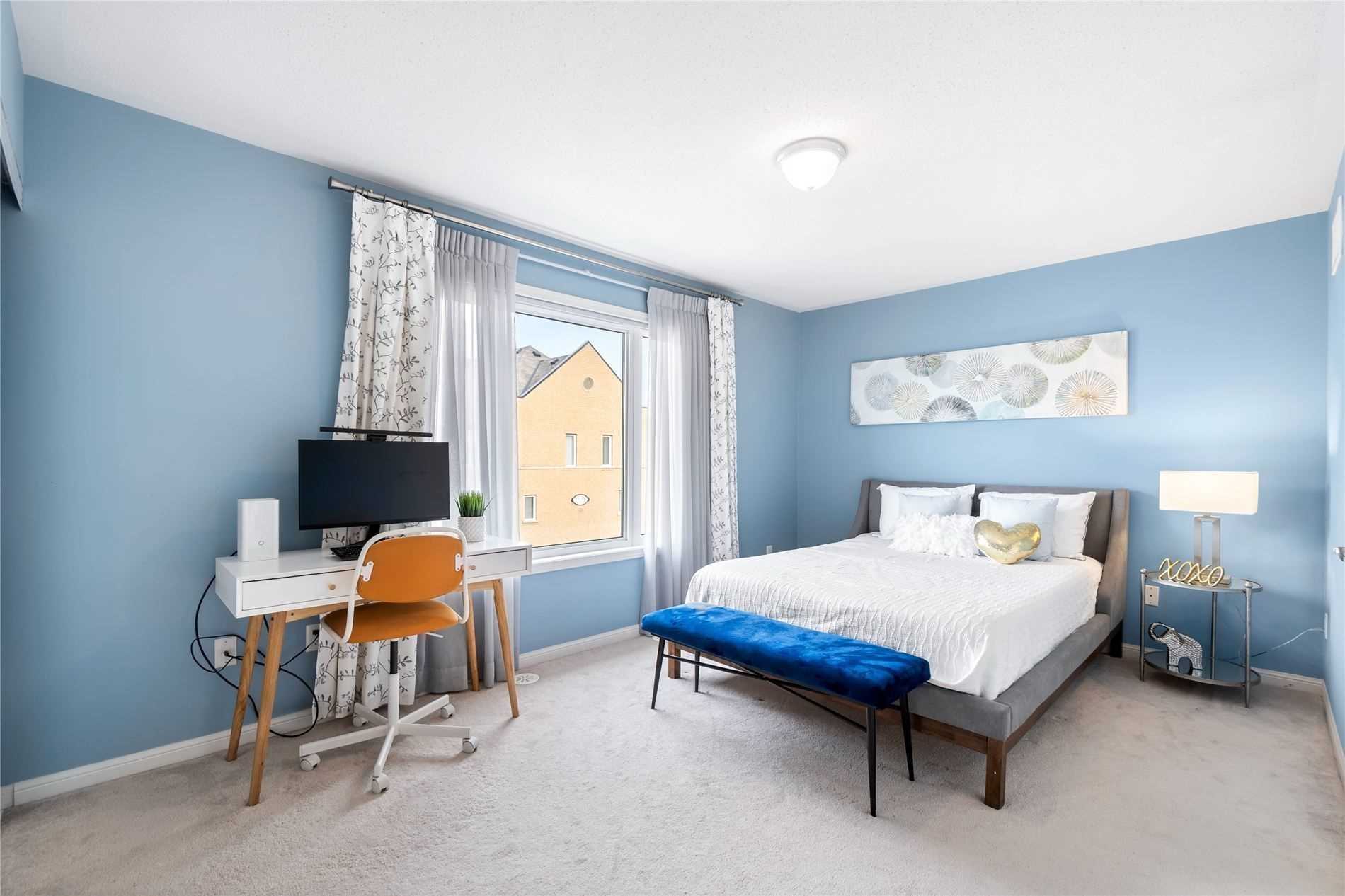 271 John West Way, #7