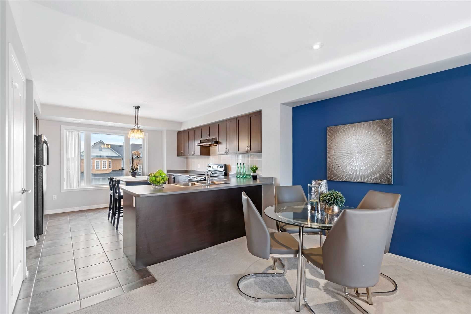 271 John West Way, #7