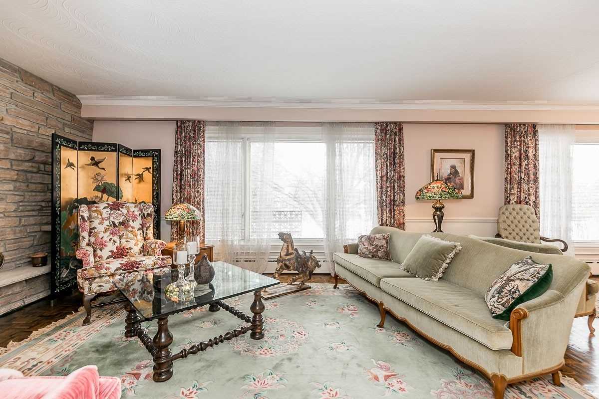 45 Thornheights Rd