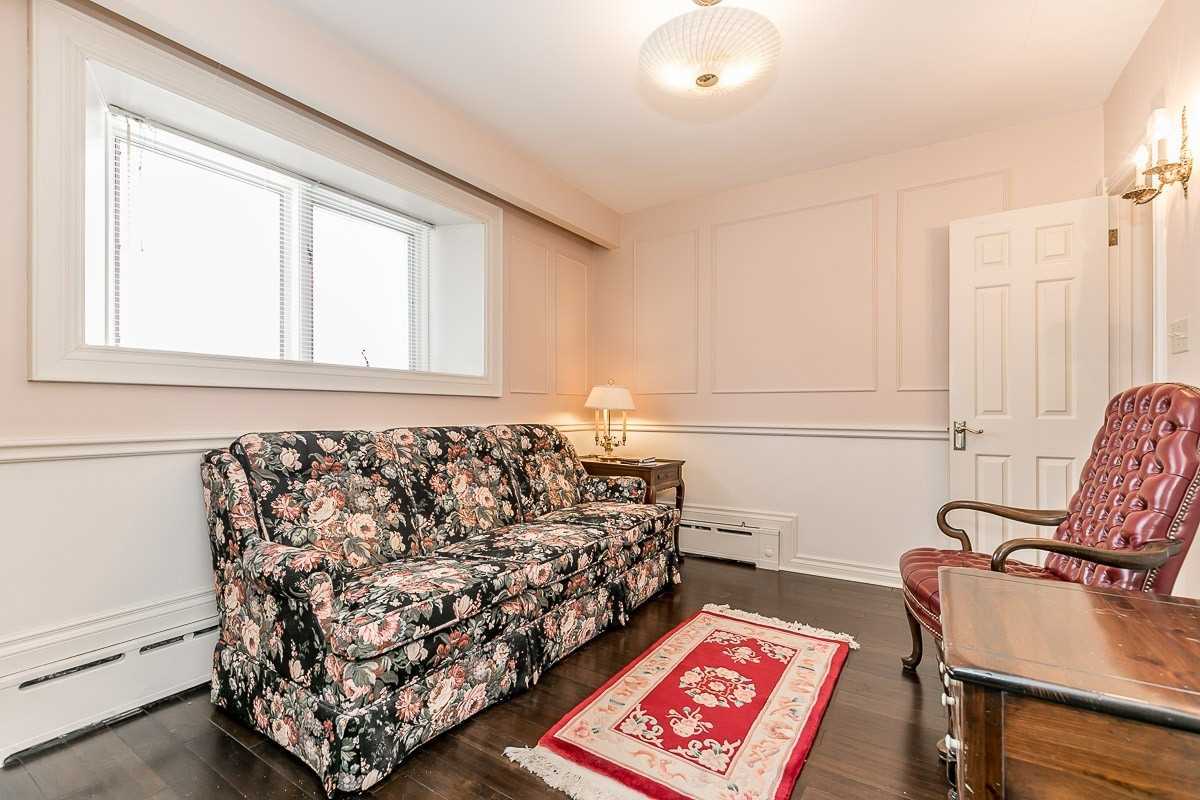 45 Thornheights Rd