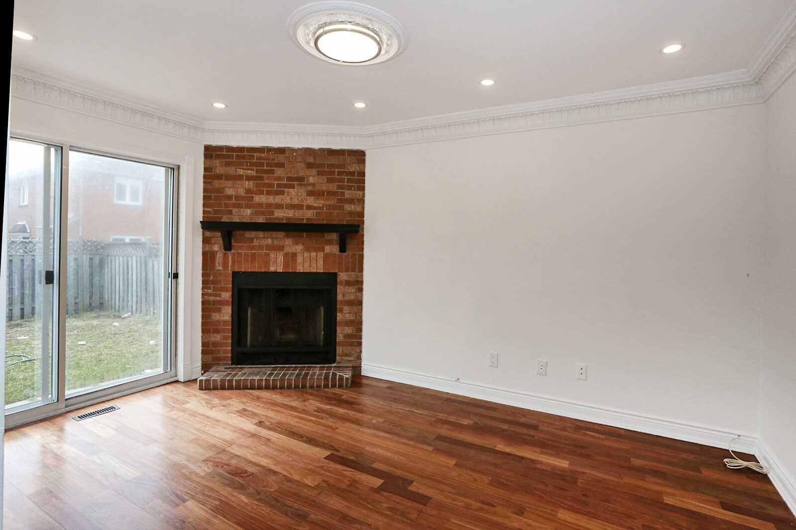 31 Clarion Cres
